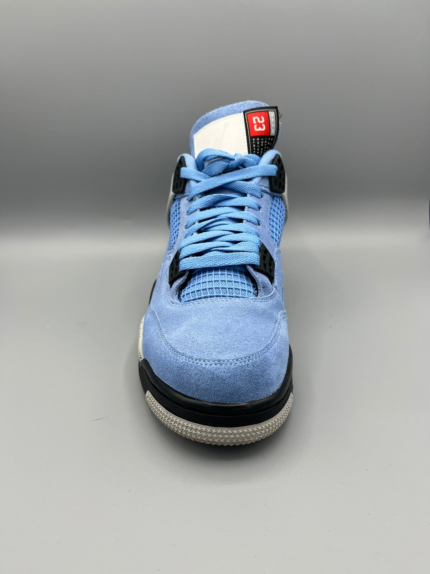 Air Jordan 4 UNC