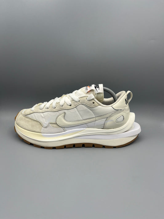 Nike Vaporwaffle Sacai Sail Gum