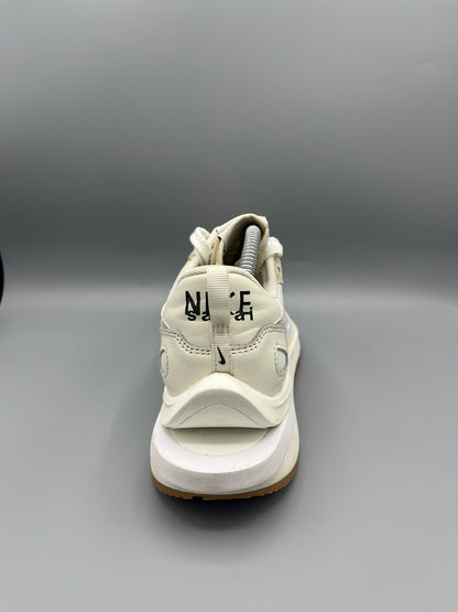 Nike Vaporwaffle Sacai Sail Gum